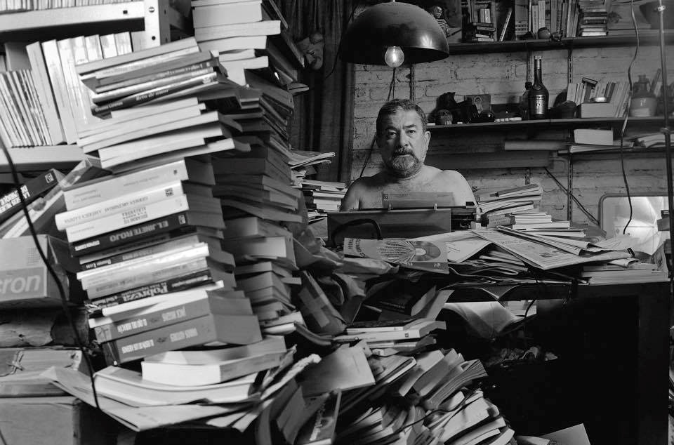 Huberto Batis, libros y&nbsp;Tepoztlán