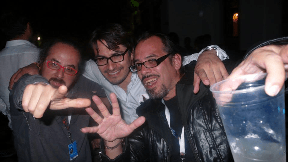 Huemanzin y sus rudos abrazos de luchador&nbsp;cultural